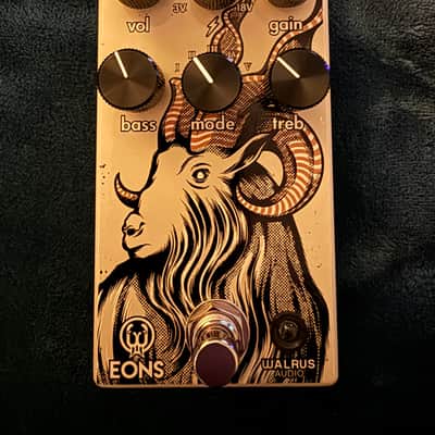 Walrus Audio Eons Five-State Fuzz 2022 - Present - Sandy Tan / Goat Graphic image 1