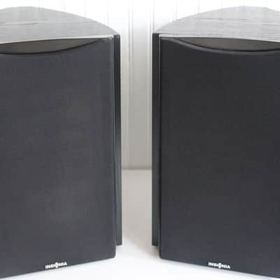 Insignia NS-B2111 2-Way 120 Watt Bookshelf Speakers image 4