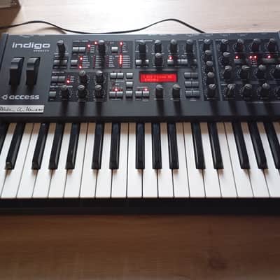 Access Virus Indigo 2 REDBACK LIMITED EDITION only 500 ever made! 37-Key Digital Synthesizer 2010s Black with signature image 15