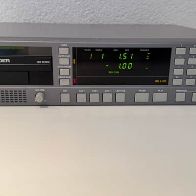 Studer D731 Studio CD Player - Silber image 2