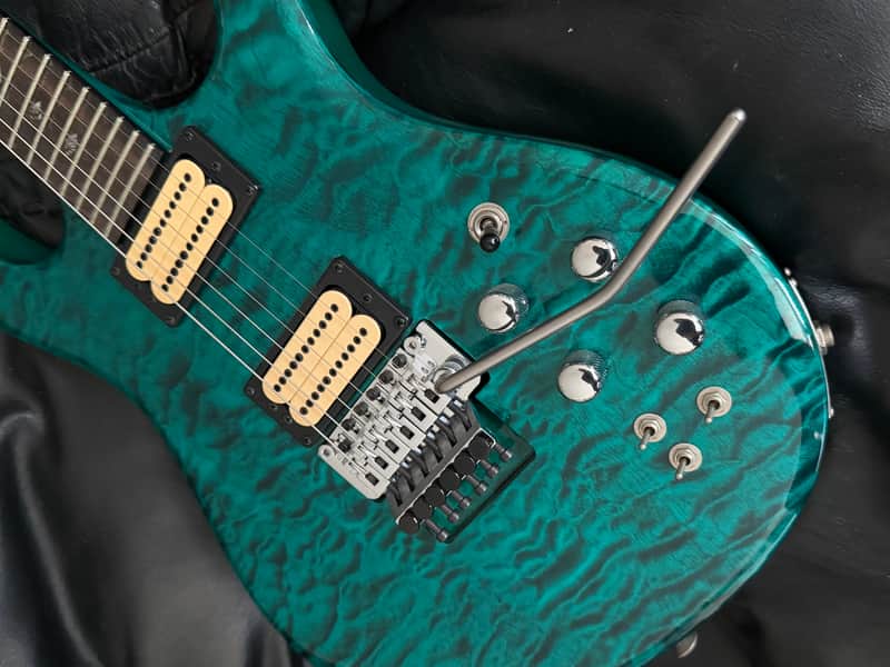 Carvin DC400C in Translucent Green Teal Quilt **Stunning!** image 1