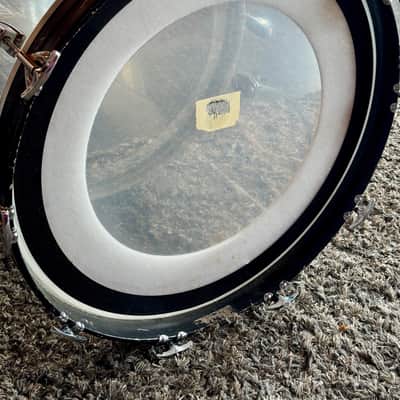 1970s Ludwig Vistalite Big Beat Drum Set w/ Snare Drum - Clear image 9