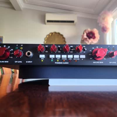 Phoenix Audio DRSQ4 MKII - Dual Mono A Class Mic Pre with 4 Band Gyrator EQ image 3