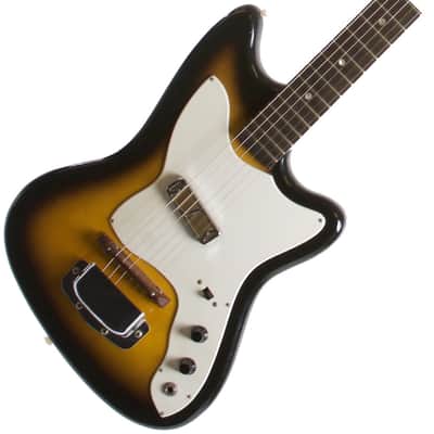 Airline Bobkat Sunburst 1966 | Reverb