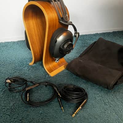 Blue Mix-Fi Powered Headphones with Built-In Amplifier image 7