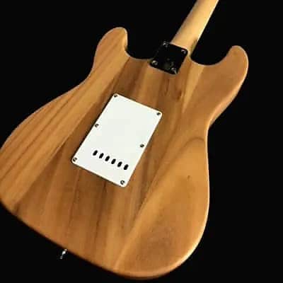 EXOTIC TOP SEMI HOLLOW STRAT STYLE 6 STRING ELECTRIC GUITAR NATURAL image 4