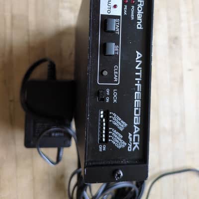 Roland AF-70 anti-feedback mic preamp and phantom power supply image 2