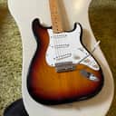 Fender Jimi Hendrix Voodoo Stratocaster with Rosewood Fretboard 1997 - 2000 - 3-Color Sunburst