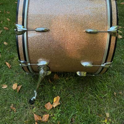 Gretsch USA 22x16 Bass Drum 1980s - Champagne Sparkle image 3