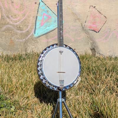 Vega little wonder tenor jazz banjo 1928. with resonator and OHSC image 1