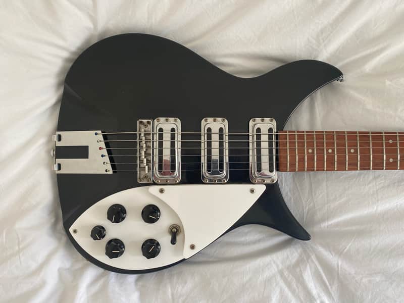 Rickenbacher 350 v63 1999 Jet glow (black) image 1