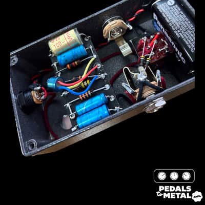 R2R Electric Pre-Amp 2022 - Present - Grey X6673 image 11