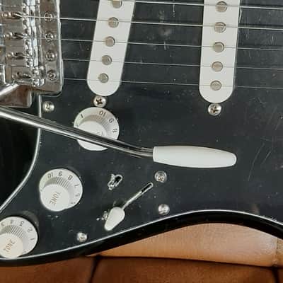 Fender 1994 Stratocaster Guitar Black with Maple Neck & Gilmour MOD & Fender Locking Tuners image 9