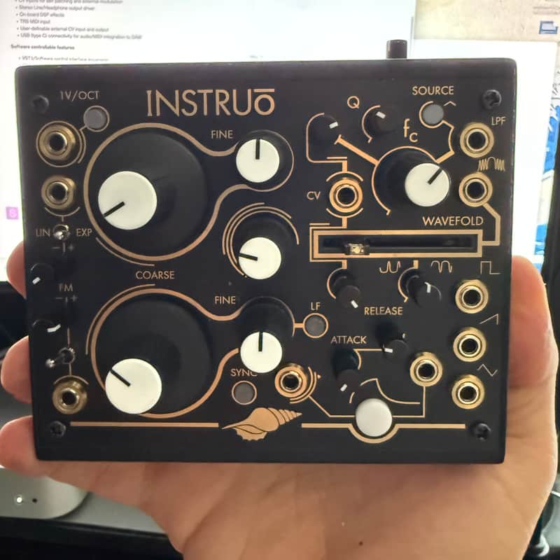 Instruo Seashell - semi modular desktop synth image 1