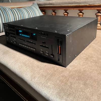 Ensoniq EPS 16 Plus Rackmount Digital Sampling Workstation 1990 - Black