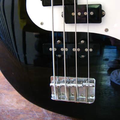 Fernandes Retrospect P / J Bass, Early 2000s image 3