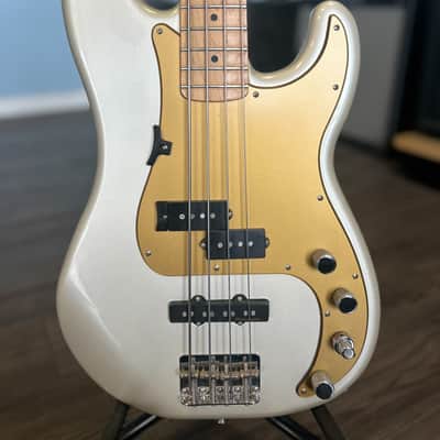 Fender Deluxe Active Precision Bass Special 2010 - Pearl Frost image 2
