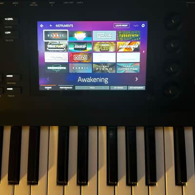 Akai MPC Key 61 w/750 GB HD image 9