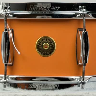 Gretsch 22/13/16/5.5x14" Broadkaster Vintage-Build Drum Set - Exclusive Satin Cameo Coral imagen 9