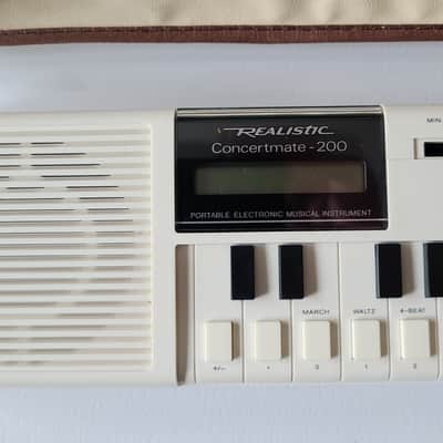 Realistic Concertmate 200 (Casio VL-1 rebadge) with box and case image 2