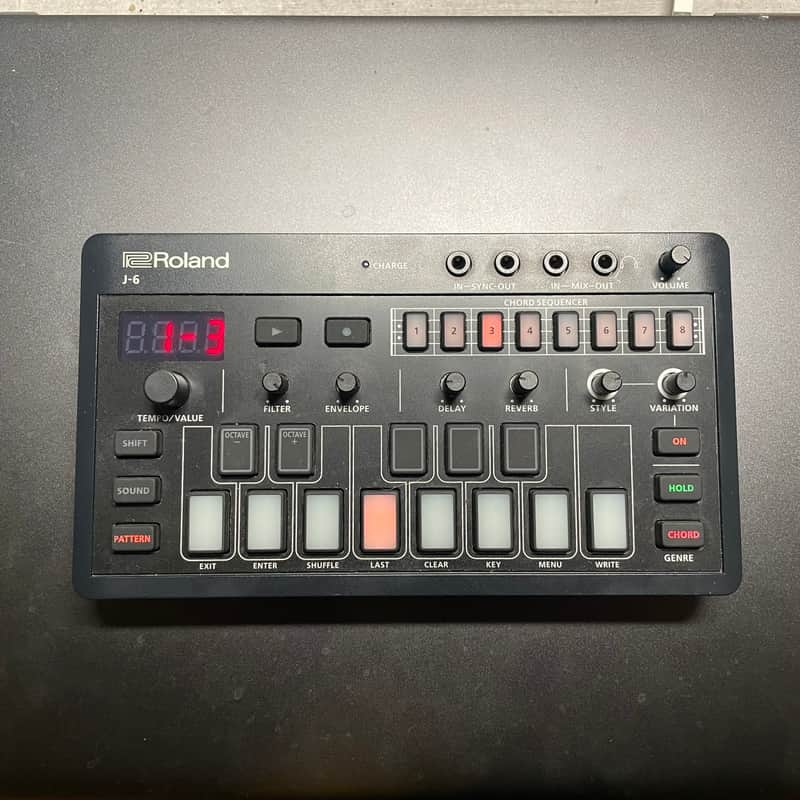 Roland J-6 AIRA Chord Synthesizer sequencer 2022 image 1