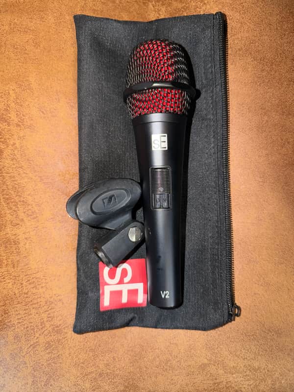 sE Electronics V2-SW-QTR Supercardioid Dynamic Handheld Microphone With On/Off Switch (Includes 15' Cable) image 1