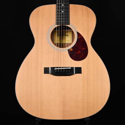 Eastman E1 OM Acoustic Guitar (M2535170) image 1
