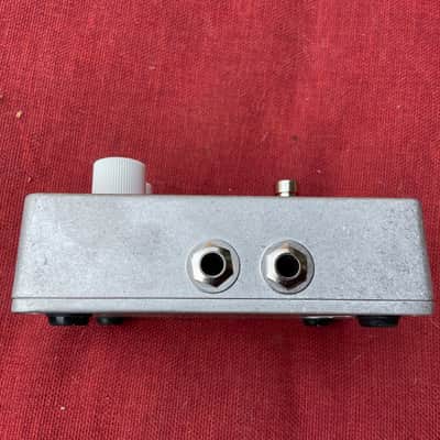 Electro-Harmonix Micro POG Polyphonic Octave Generator 2007 - Present - Red / Gray image 2