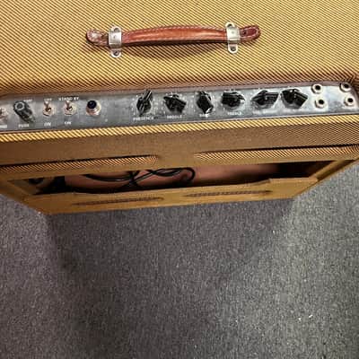 Victoria 80410 High Powered Tweed Bassman F8A image 4