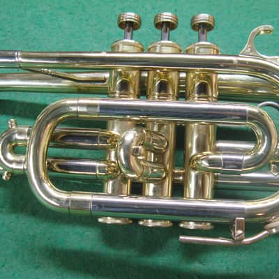 Huttl Cornet - Chris Kratt 1979 - Nickle SIlver Bell Model, Original Case and Chris Kratt MP image 6