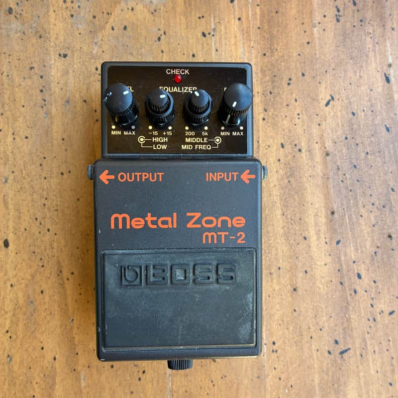 Boss MT-2 Metal Zone (Silver Label) 1991 - Present - Black electric guitar metal distortion effect pedal image 1