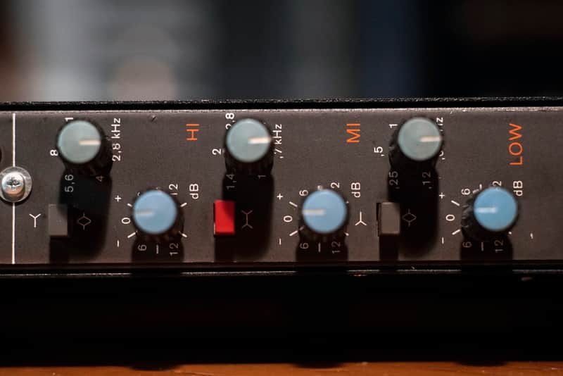 Tesla EVK326 #3 Vintage Preamp+EQ (API Killer!) + Video Bild 1