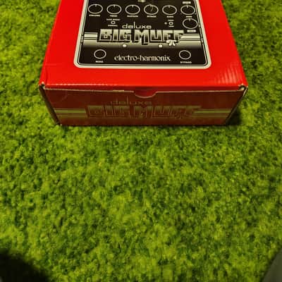Electro-Harmonix Deluxe Big Muff Pi image 8
