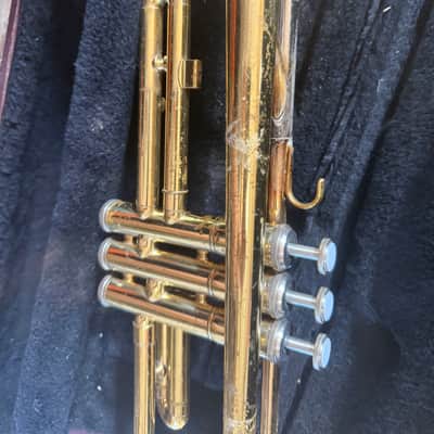 Yamaha YTR-2320 Trumpet imagen 6