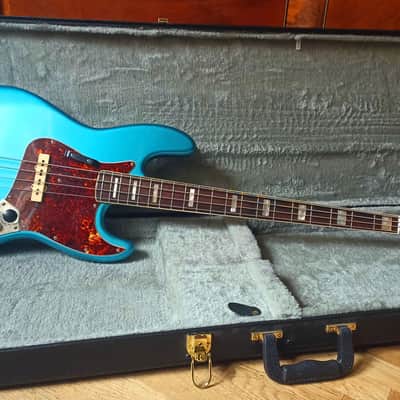 Fender Jazz bass 1973 Lake placid blue refin image 3