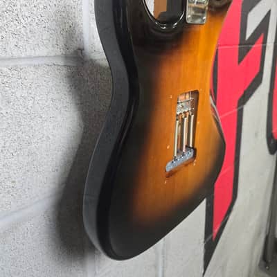Squier Classic Vibe Stratocaster '50s 2009 - 2018 - 2-Color Sunburst image 13