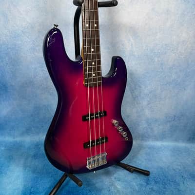 Fender Japan JB-62 Jazz Bass Magenta Burst, MIJ image 2