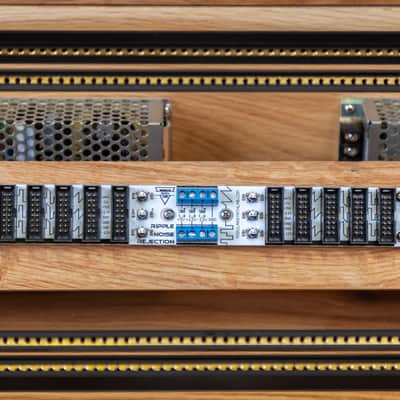 2 Many Synths 12U 126HP powered Solid Oak Eurorack case image 7