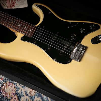 1977 Fender USA Stratocaster Hardtail White image 2