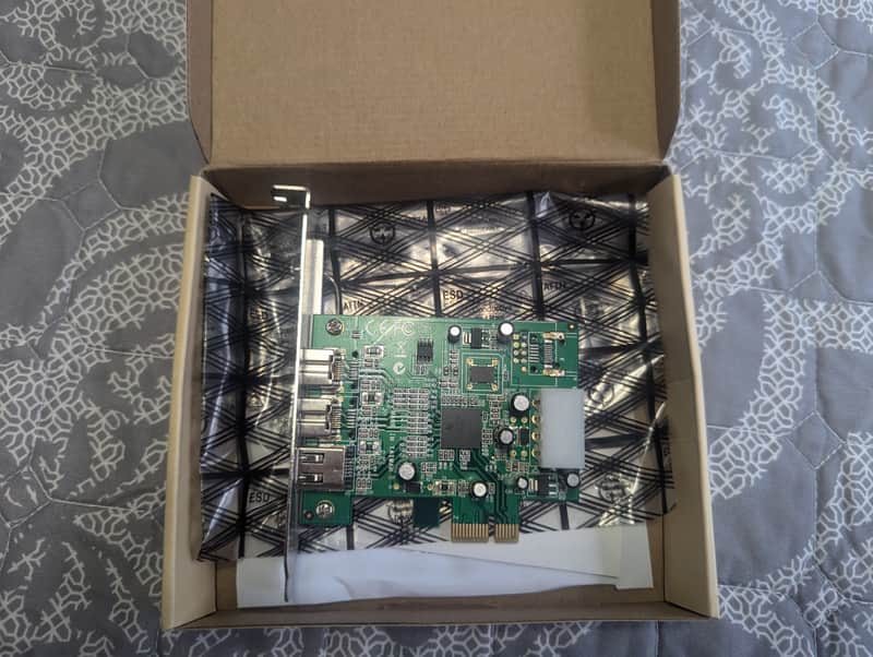 Firewire 800 PCIe card StarTech PEX1394B3 image 1