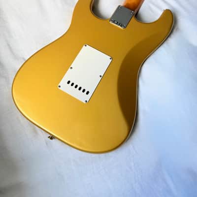 Fender Classic Player ’60s Stratocaster – Limited Edition Aztec Gold (1 of 250 Worldwide) image 5