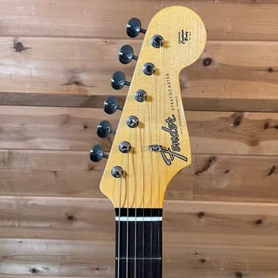 Fender Custom Shop 1965 Postmodern Stratocaster Electric Guitar - Shell Pink image 3