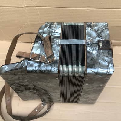 Hohner HOHNER CLUB II B VICTORIA / vintage accordion made in Germany image 7