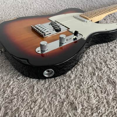 Fender Standard Telecaster 2015 Sunburst MIM Maple Fretboard Guitar + Gig Bag image 4