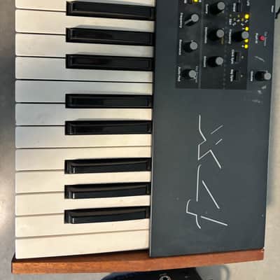 Dave Smith Instruments Mopho x4 44-Key 4-Voice Polyphonic Synthesizer 2013 - 2018 - Black with Wood Sides image 5