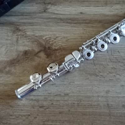 Yamaha 281 s2 image 8
