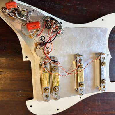 Fender Jeff Beck Model Loaded Pickquard Lace Sensore Startocaster 1991 - White Aged image 7