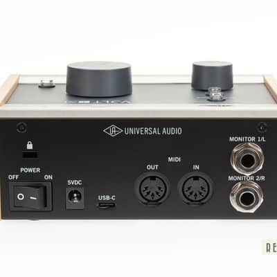 Universal Audio VOLT176 USB Recording Studio - Ex Demo image 6