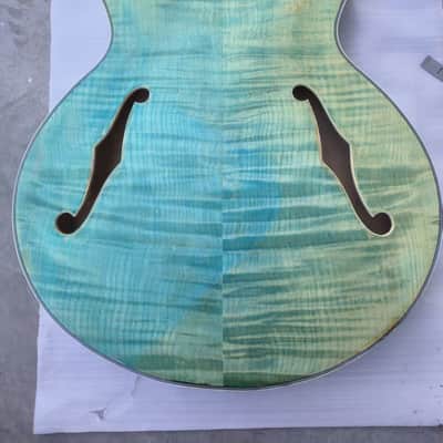Semi Hollow Jazz Guitar Body with Tiger Maple Top