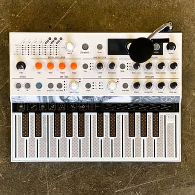 Arturia Microfreak Vocoder Edition